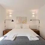 Classy & Stylish Duplex Oporto
