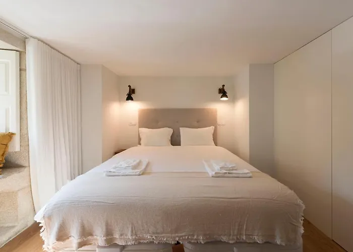 Classy & Stylish Duplex דירה פורטו